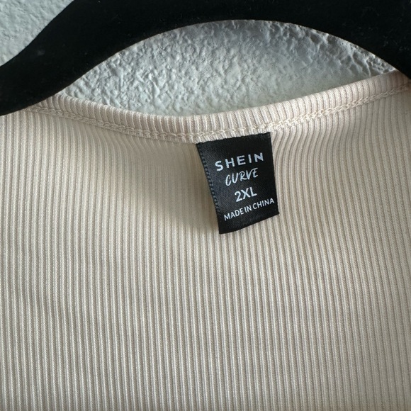 Dress!!! - Picture 2 of 2